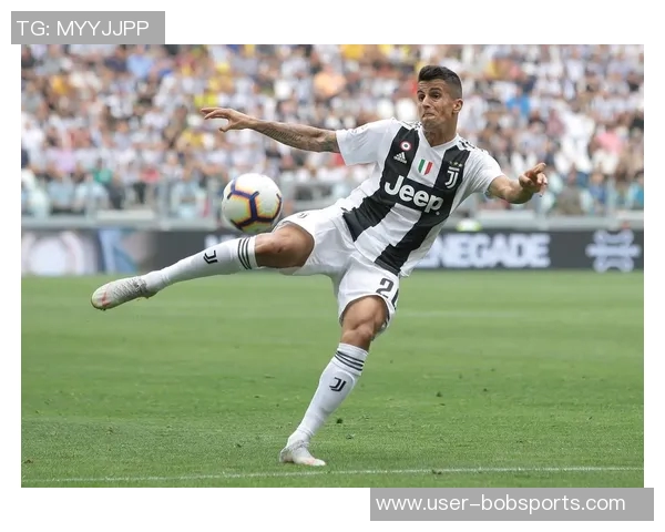 坎塞洛见面会因转会文件未完成延迟大批记者在外苦等无法入场